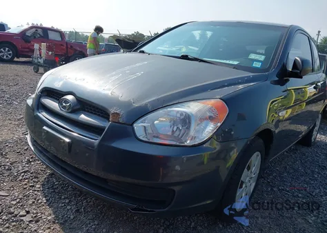 2010 Hyundai Accent Blue/Gs from USA, damaged, VIN KMHCM3AC6AU184555